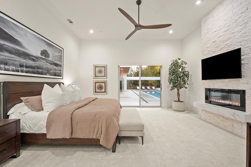 Winding Creek Residence project photograph 21 of 74
