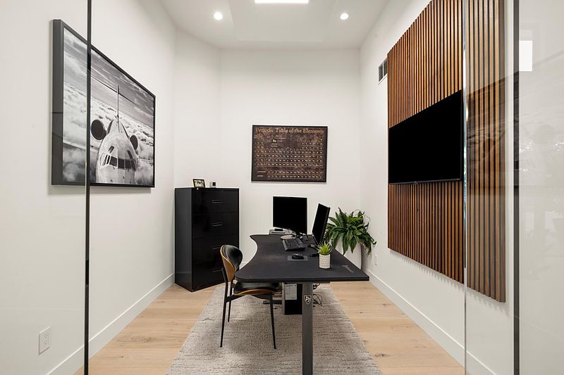 Winding Creek Residence project photograph 27 of 74