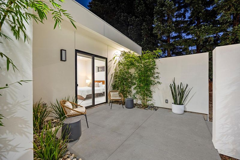 Winding Creek Residence project photograph 38 of 74